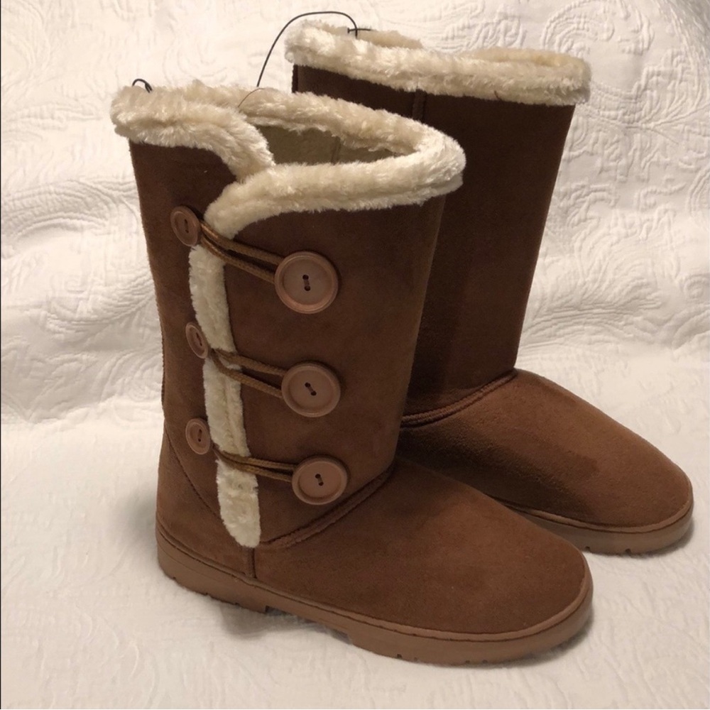 ✨ NWT Chatz by Chatties Microsuede Boots 10